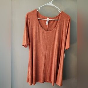 LuLaRoe XL Perfect tee, heathered orange/melon Flattering Spring Color Easter